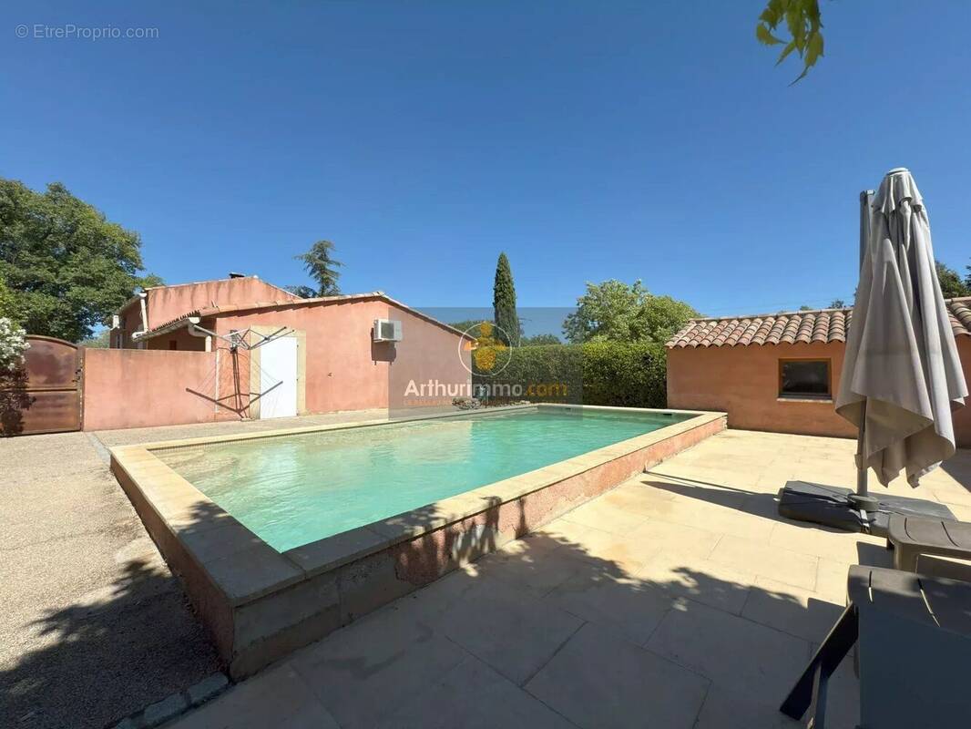 Maison à GARGAS