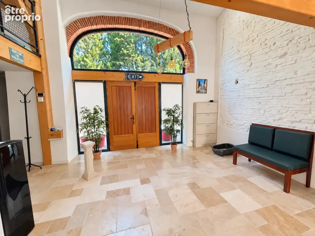 Belle maison ancienne rénovée de 290 M2 sur 2352 m2 clos et arboré - photo 8
