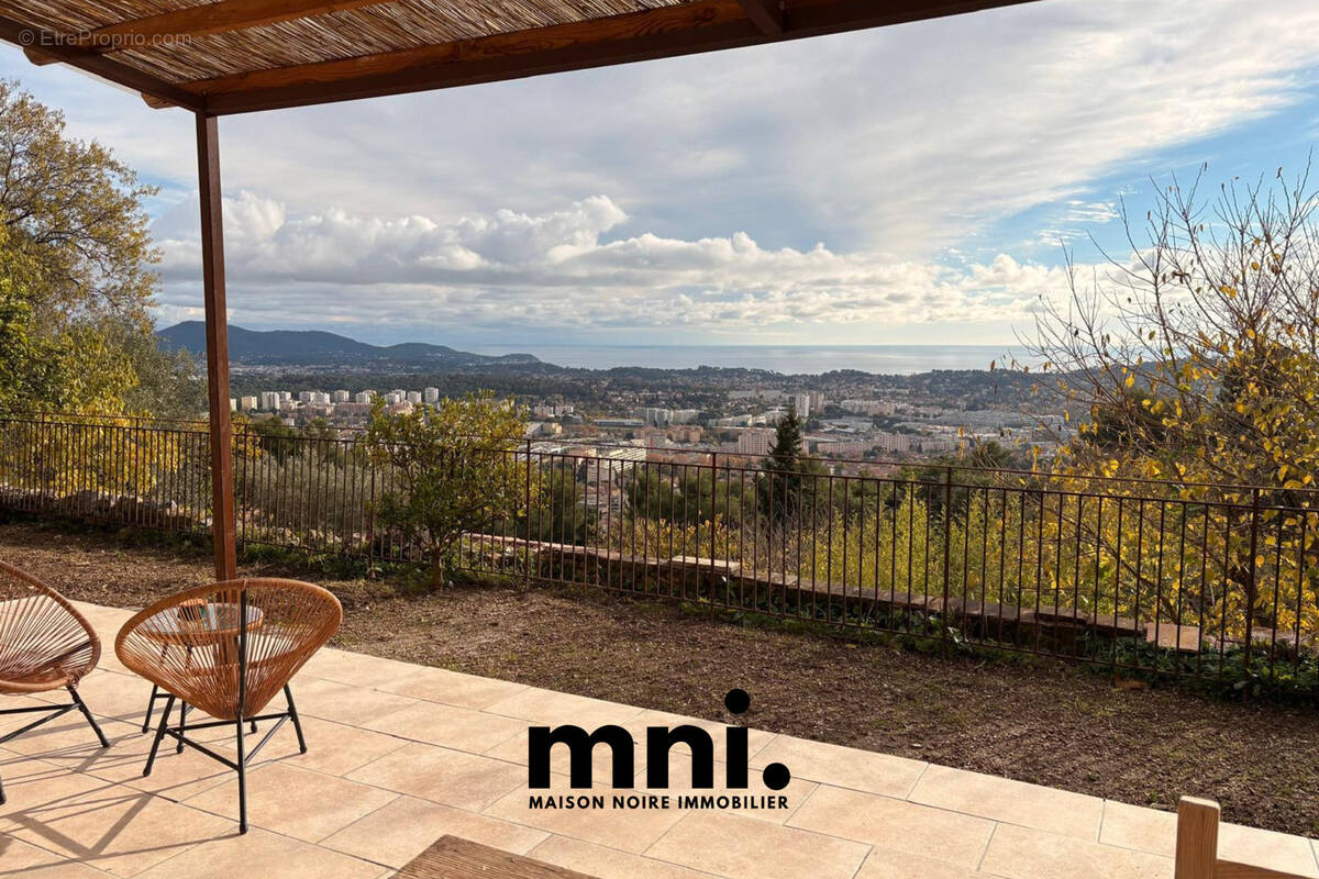 Appartement à TOULON