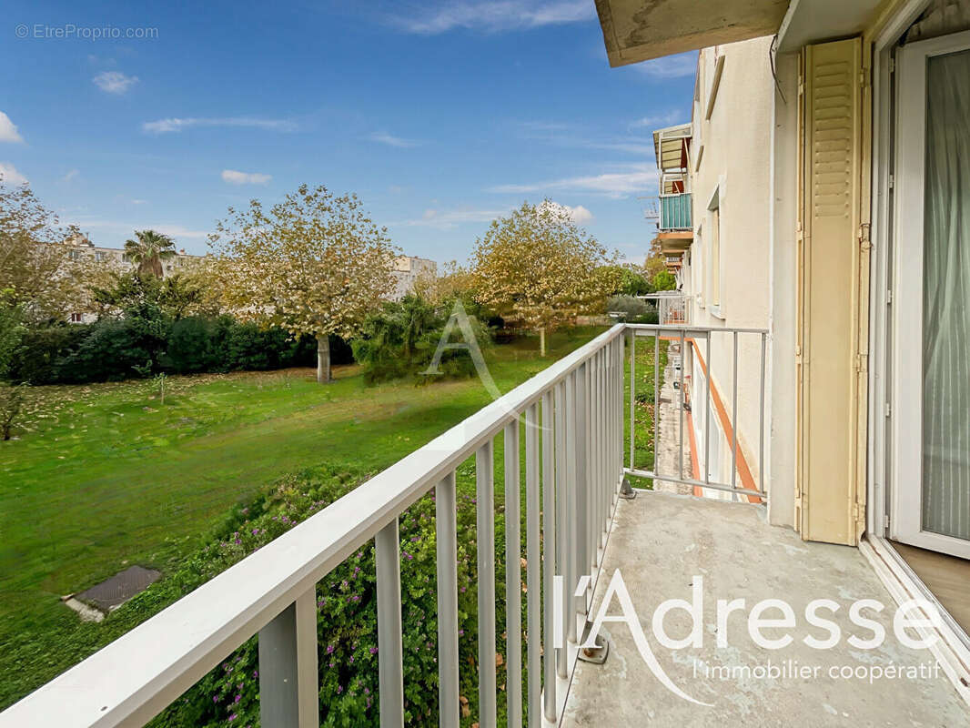 Appartement à MARSEILLE-8E