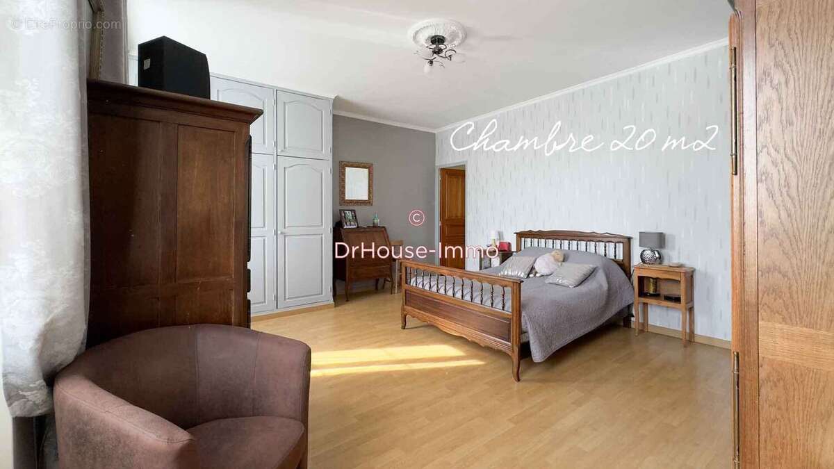 Maison 247 m² à Blainville-Sur-Mer  - photo 7