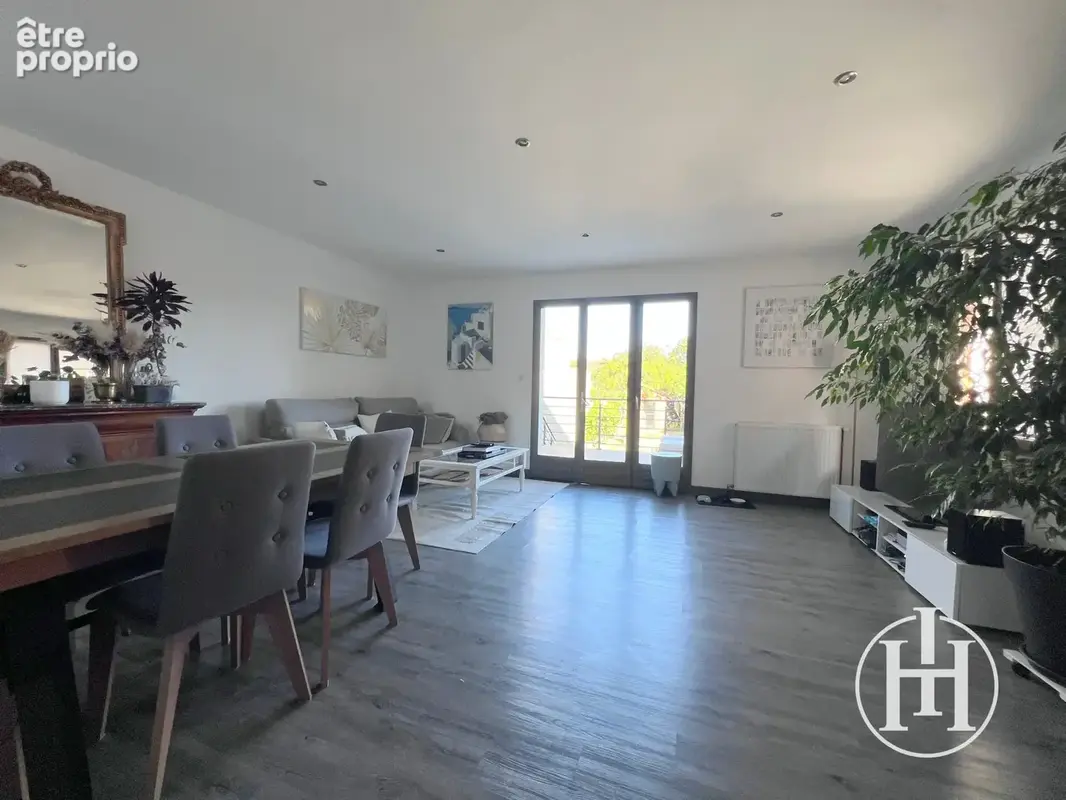 Maison rénovée avec jardin dans un quartier prisé de Saint-Amand-Montrond - photo 6