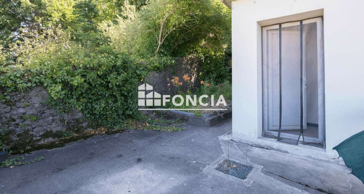 Appartement à TOURNON-SUR-RHONE