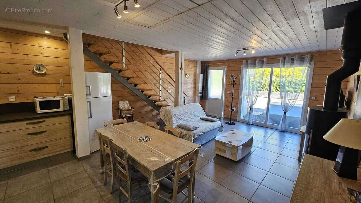 Photo-2025/022628-1-2 - Appartement à LAU-BALAGNAS