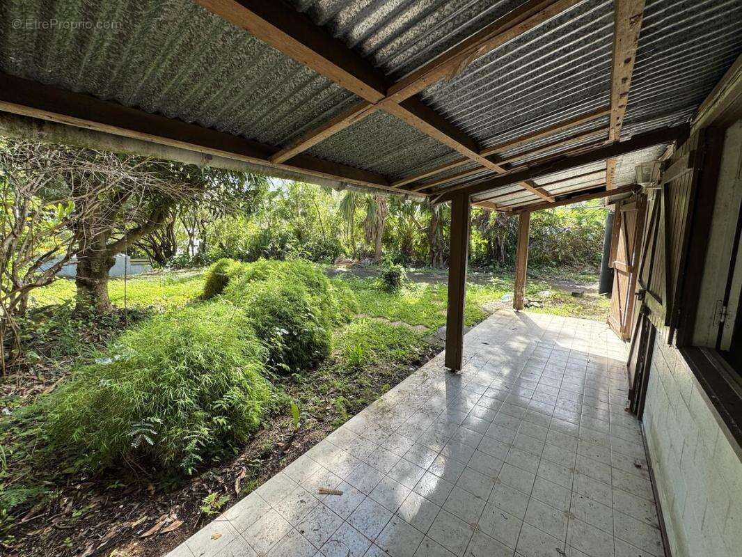 Maison 62 m² à Saint-Joseph  - photo 2