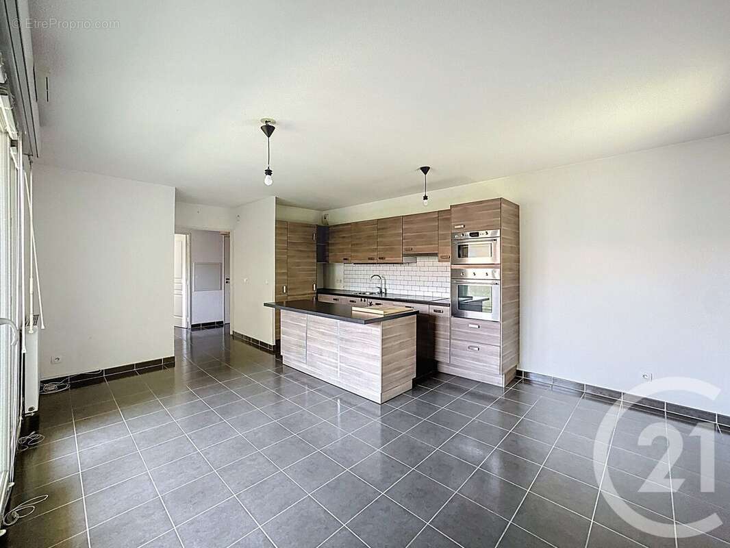 Appartement à TRETS