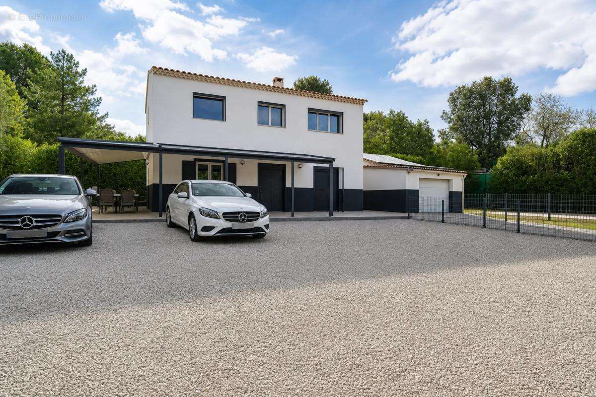 Maison 166m2 jardin piscine garage - gare routiere a 5min - photo 14