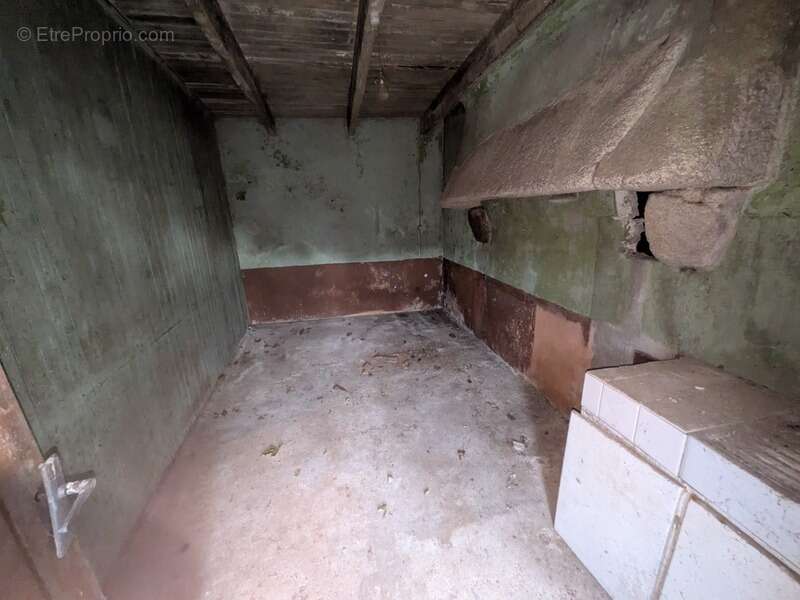 Plouay en campagne ensemble immobilier composé d' une maison de 45m² habitable, une grange de 33 m², un bâtiment en pierre de 91 - photo 12