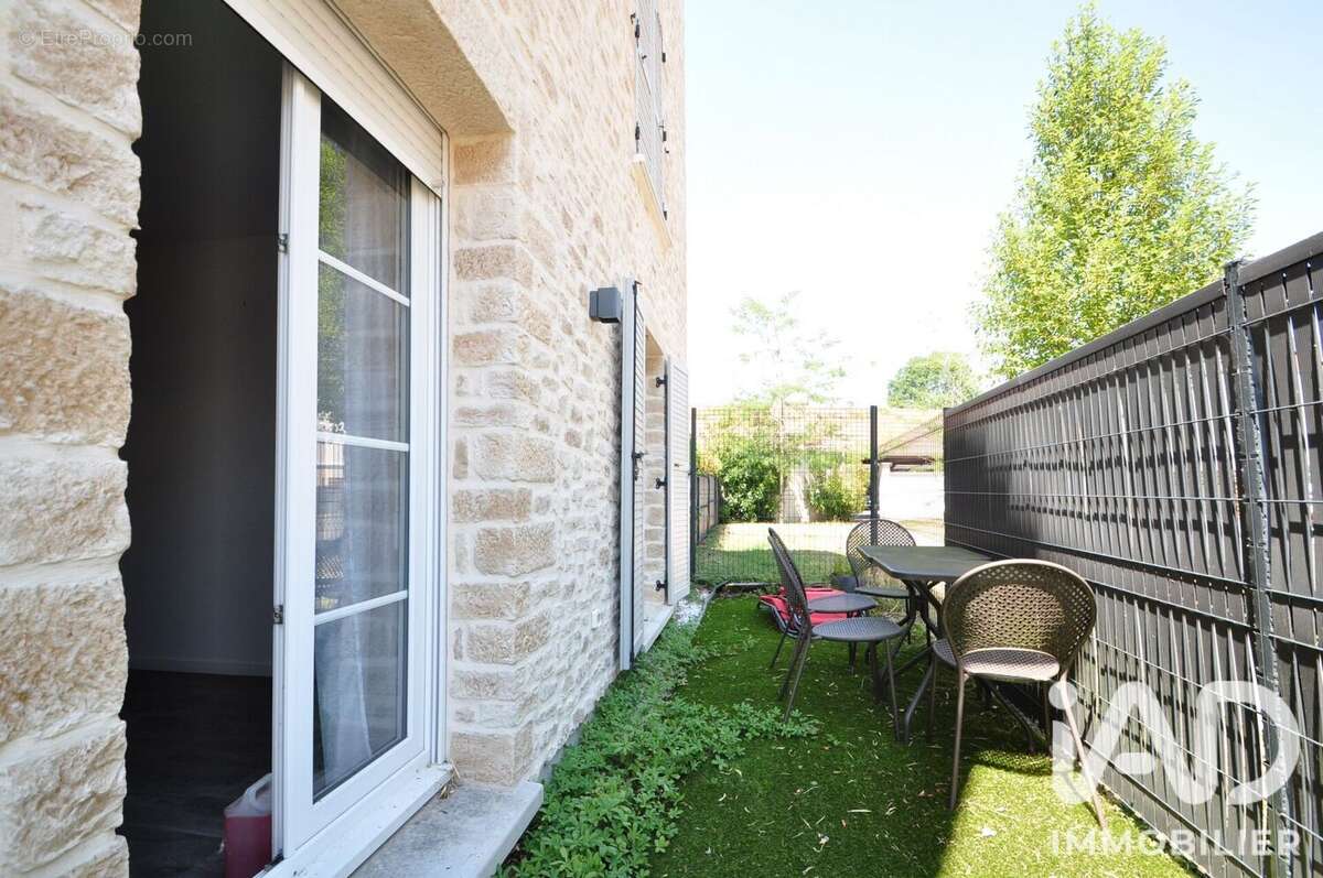 Appartement 43 m² à Villeneuve-Saint-Denis  - photo 3