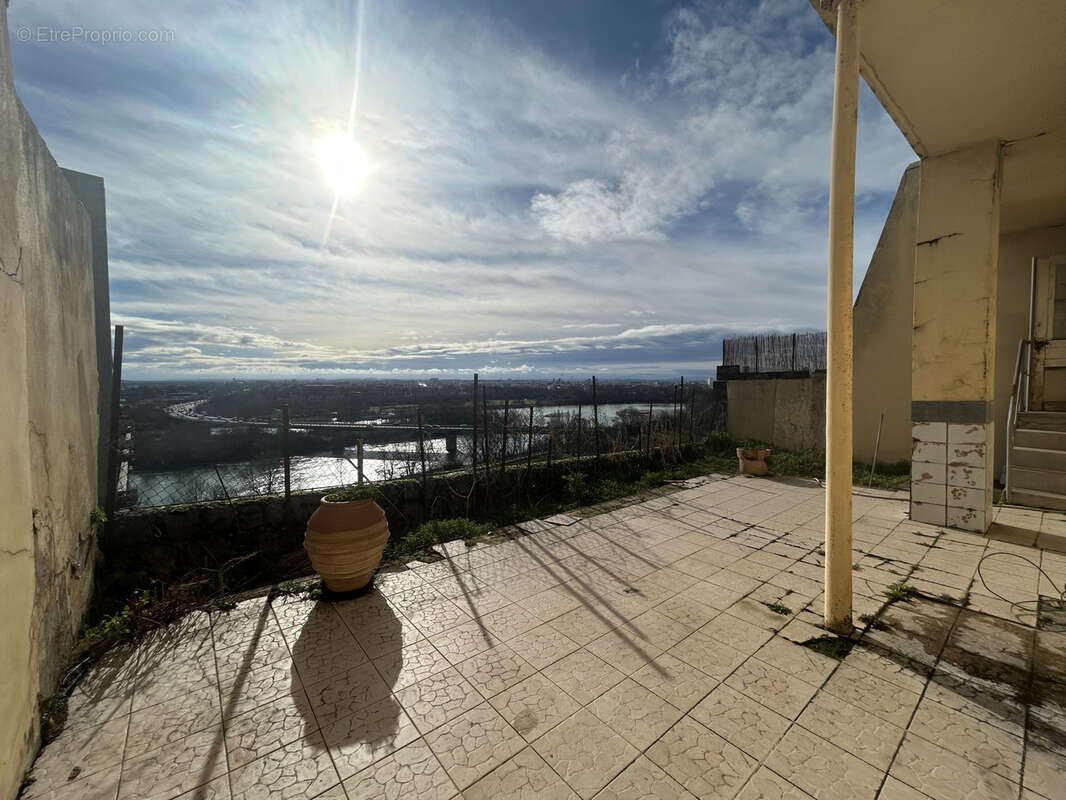 Maison à CALUIRE-ET-CUIRE