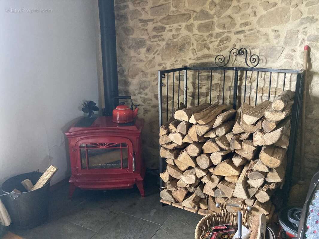 Maison à LADIGNAC-LE-LONG