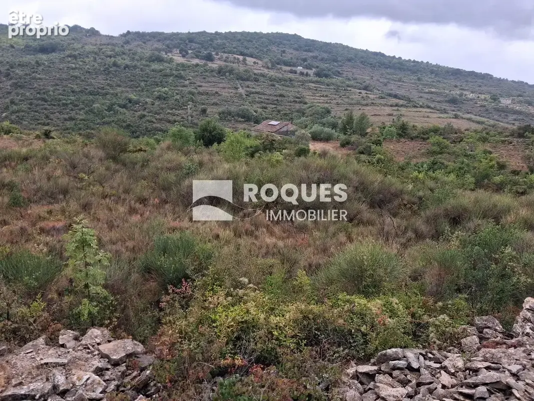 À Bédarieux, terrain à bâtir de 9220m2 en vente - photo 3