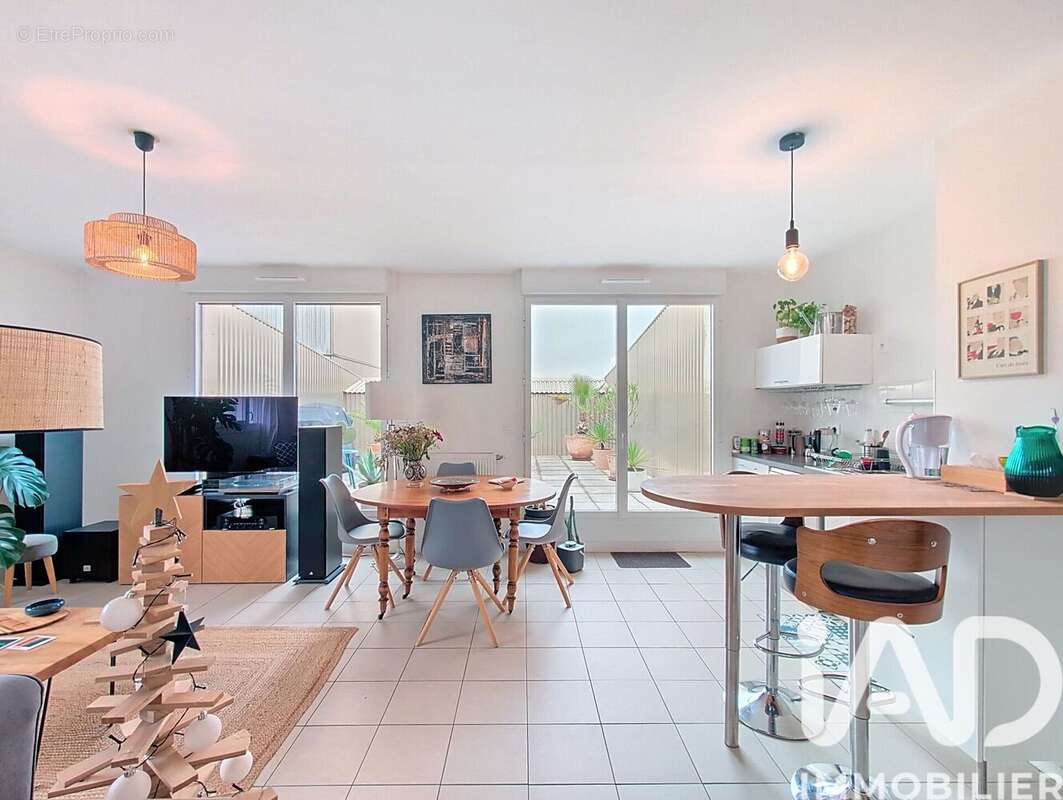 Appartement 79 m² à Bordeaux  - photo 2
