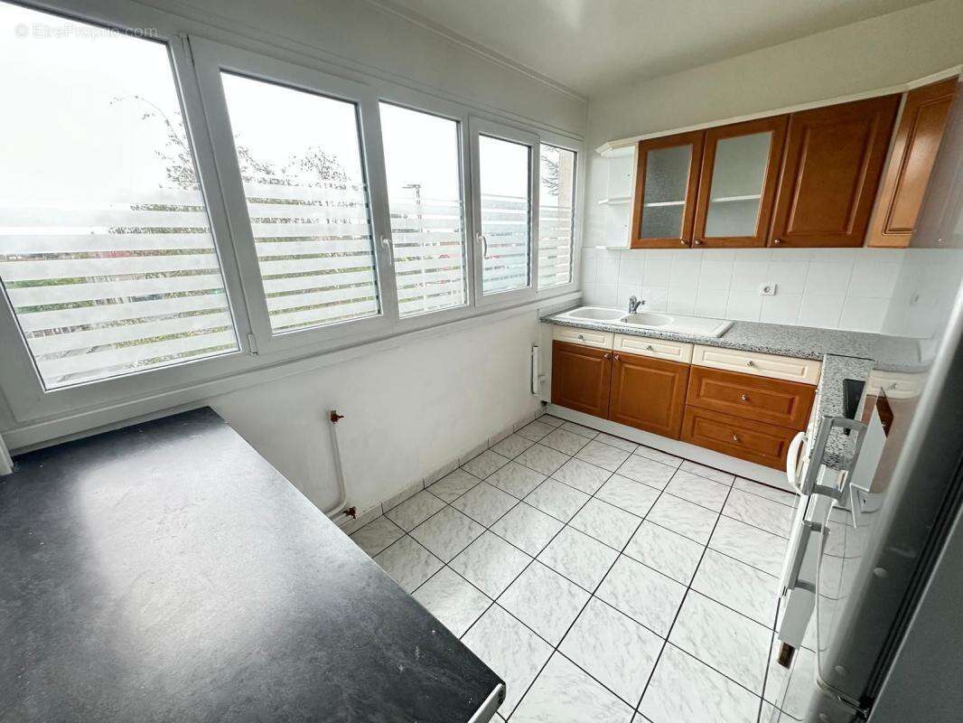 Appartement À Vendre 2P 50M² Balcon, Cave, Place de parking - photo 5