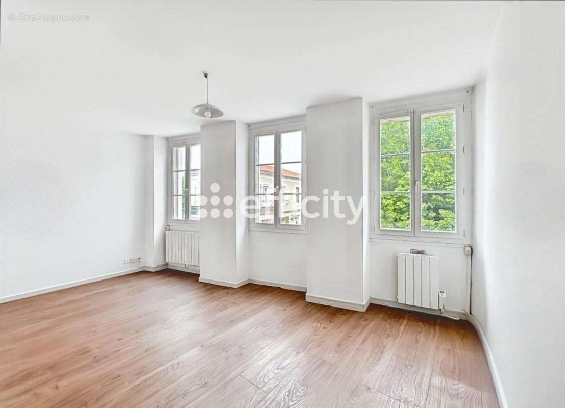 Appartement à GUJAN-MESTRAS