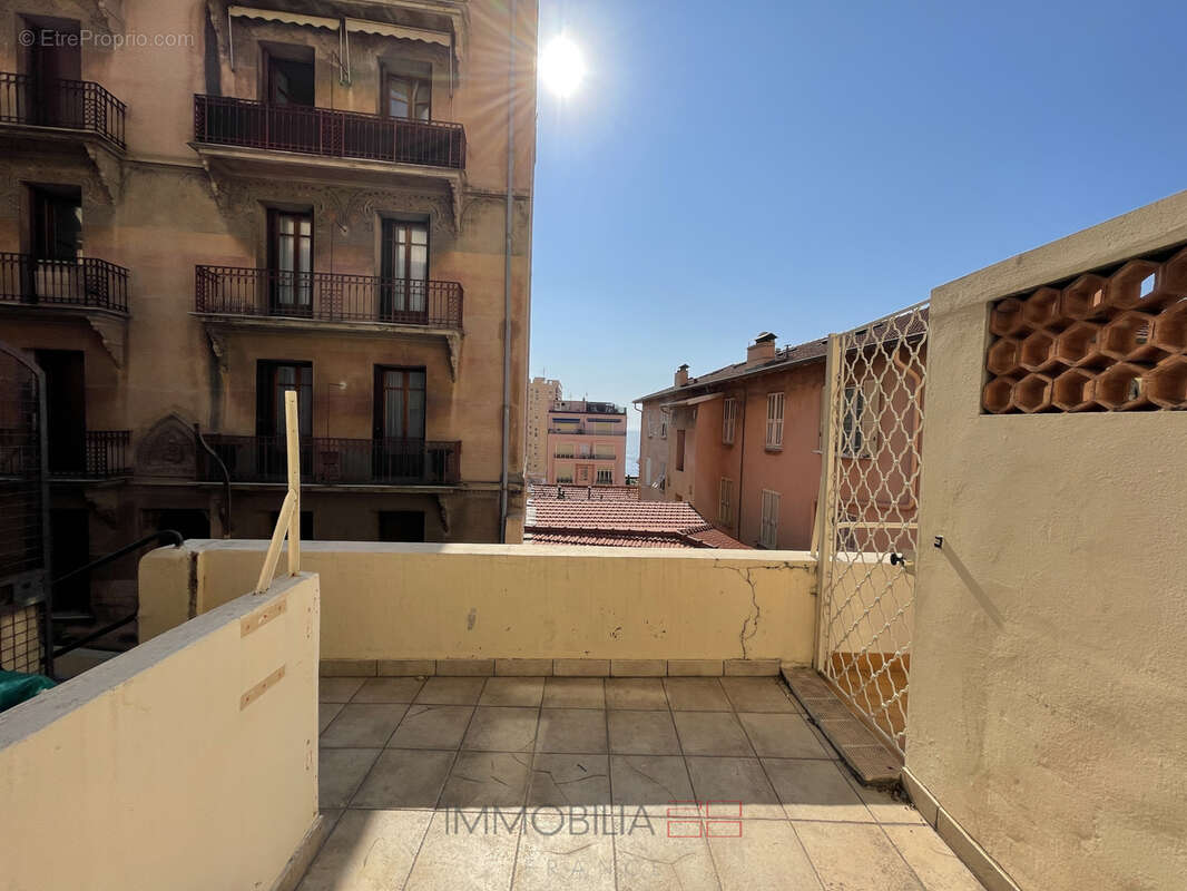 Appartement à BEAUSOLEIL