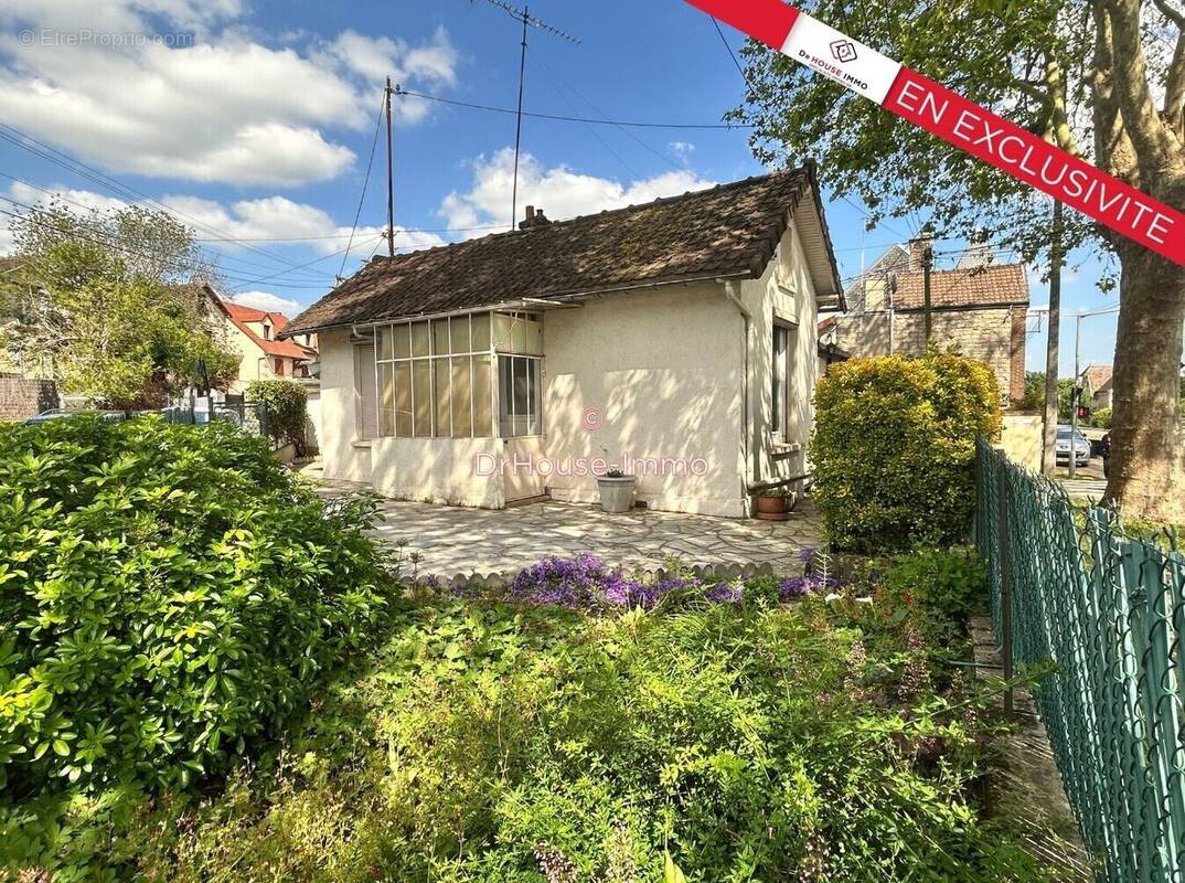 Maison 55 m² à Juziers  - photo 1