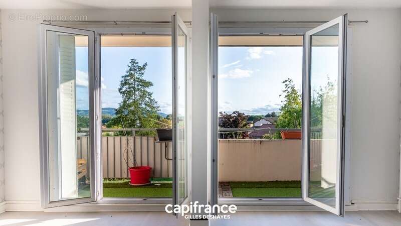 Appartement à JASSANS-RIOTTIER
