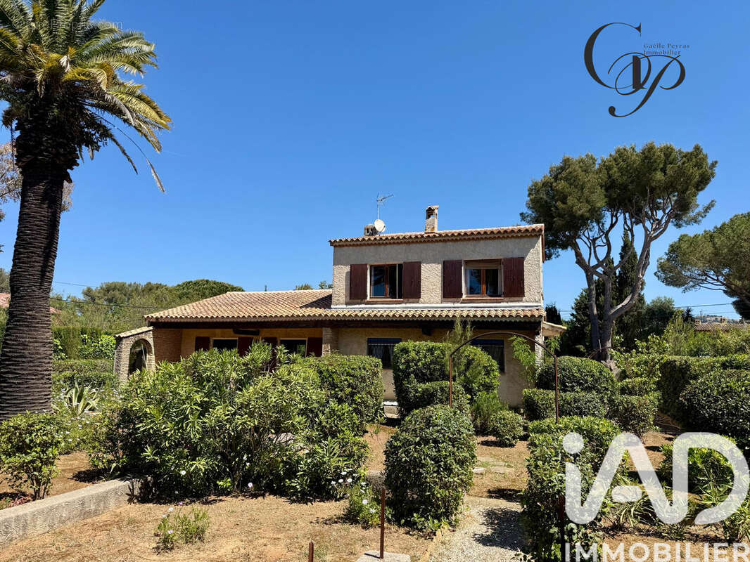 Photo 2 - Maison à SIX-FOURS-LES-PLAGES