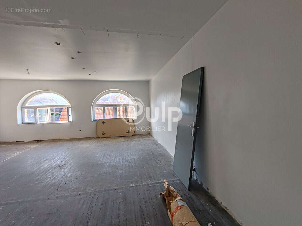 Commerce à CONDETTE