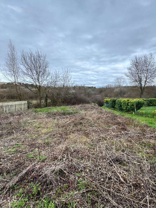 Terrain à ANGOULEME