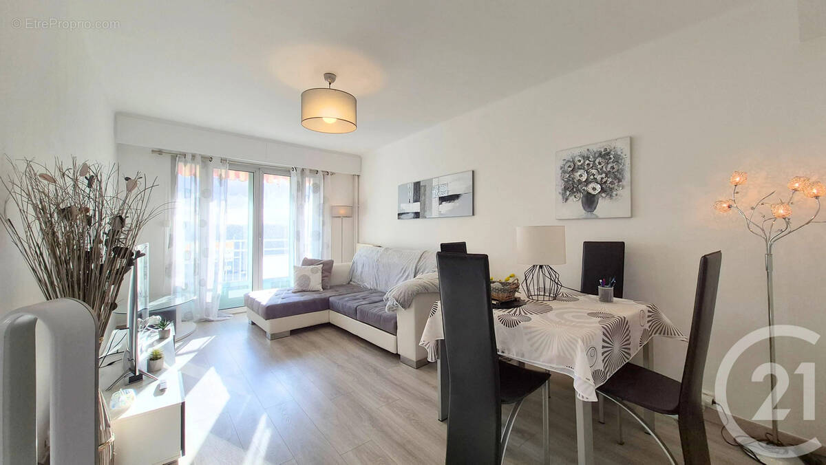 Appartement à CAGNES-SUR-MER