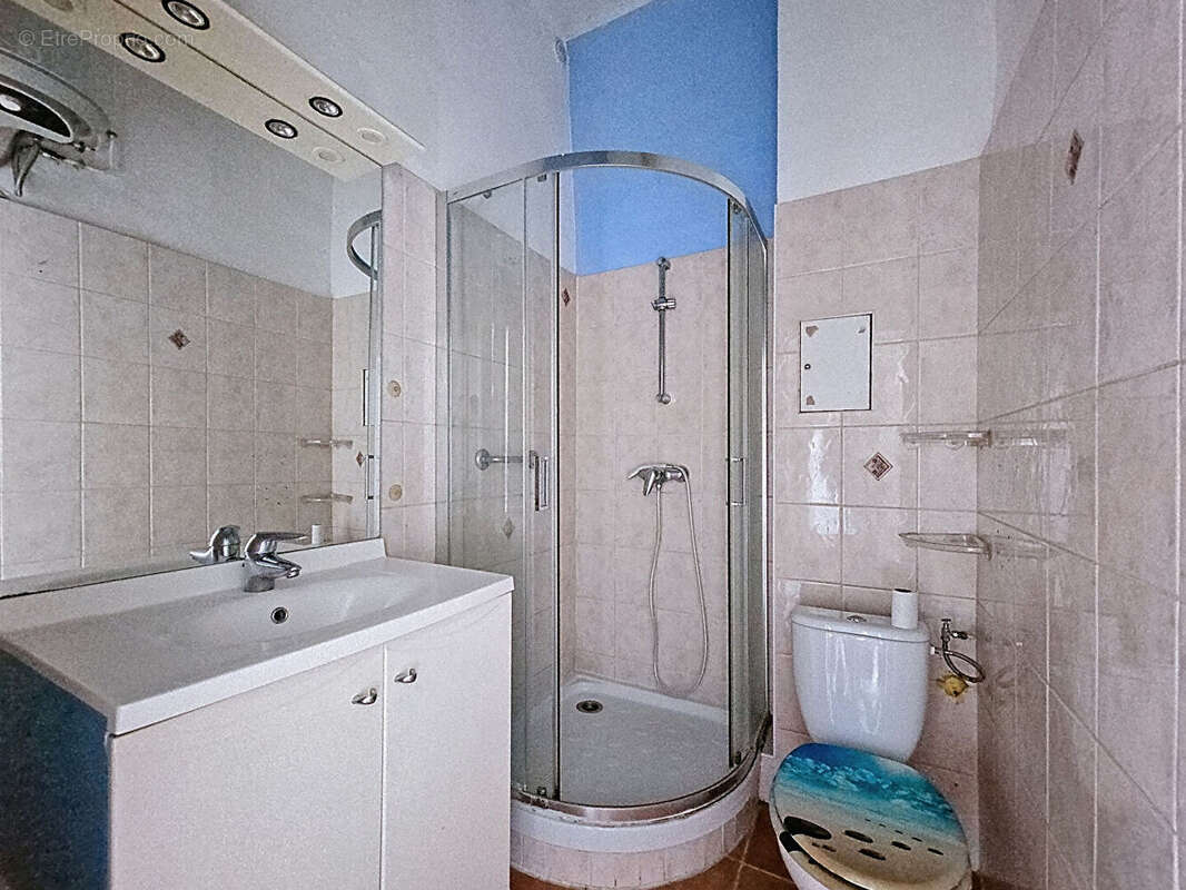 Appartement à MARSEILLE-1E