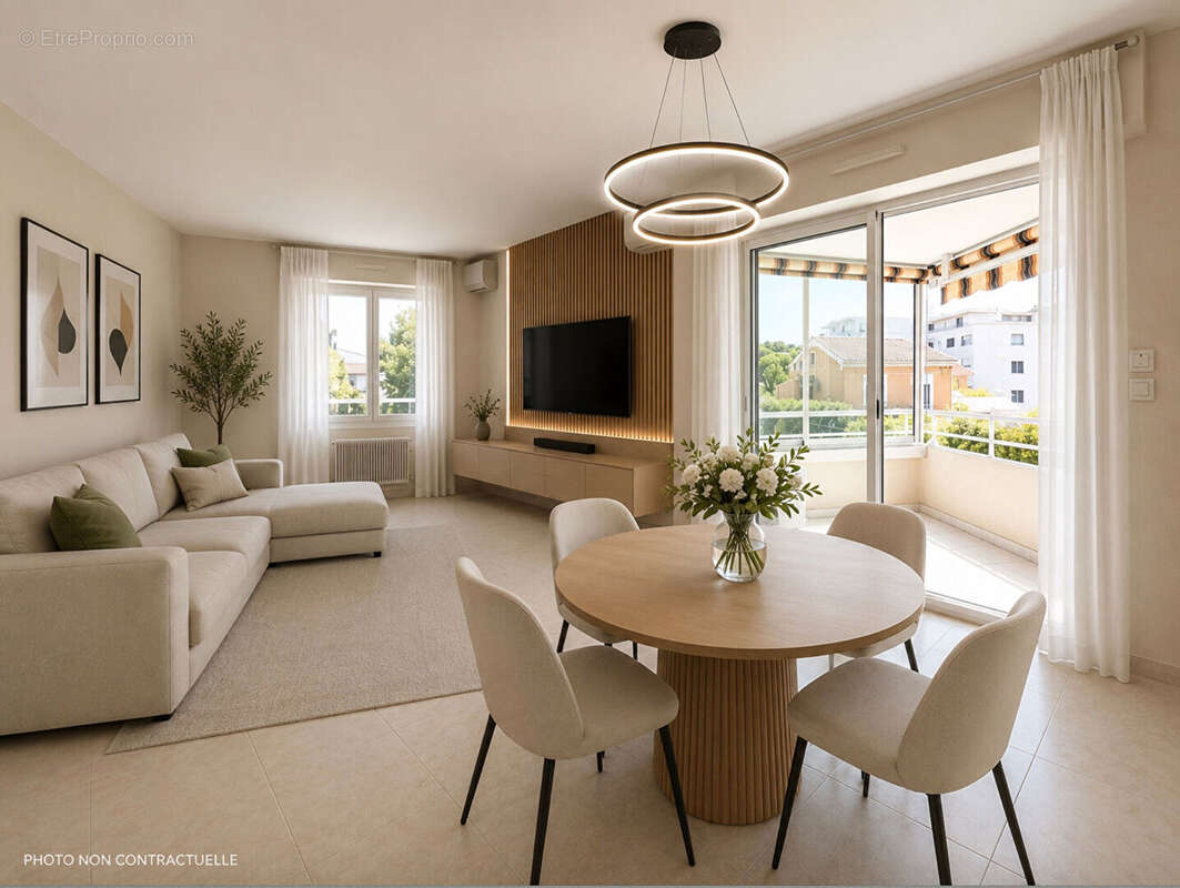 Appartement à SAINT-RAPHAEL