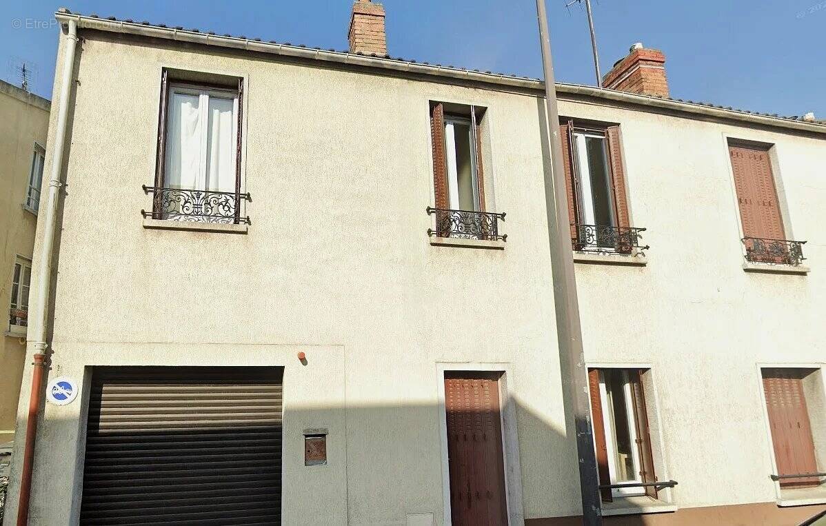 Maison à VITRY-SUR-SEINE