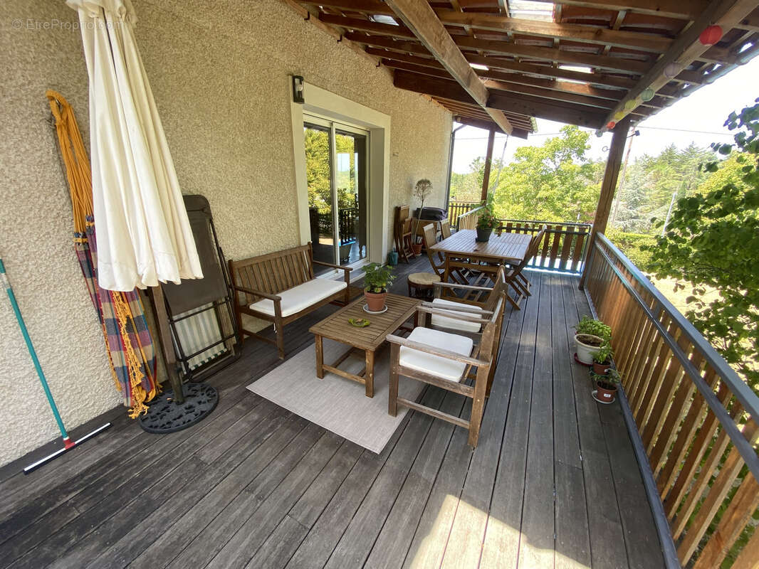 Maison de 195m2 avec jardin, garage à vendre à  Pavie - photo 7