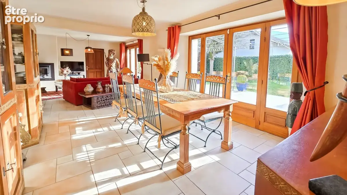 Maison 7 pièces 245 m² à vendre à Lully (74890) - photo 2