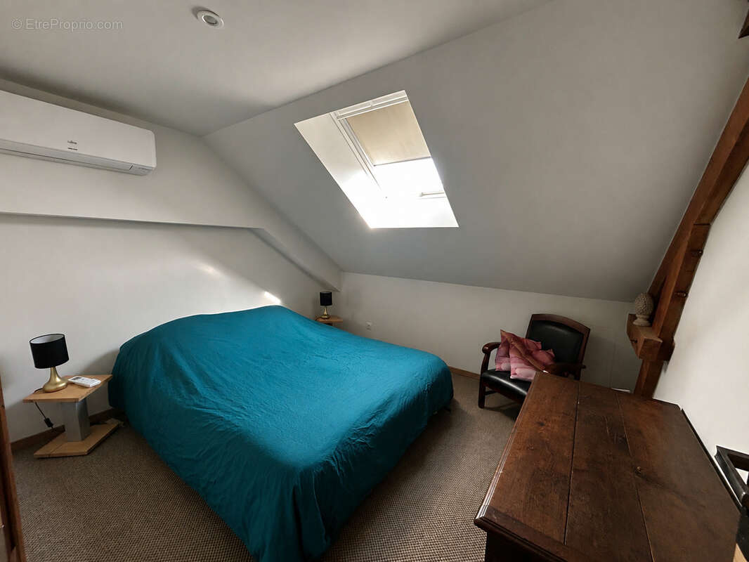 Maison rénovée, habitable de suite, garage, jardin clos avec piscine - photo 12