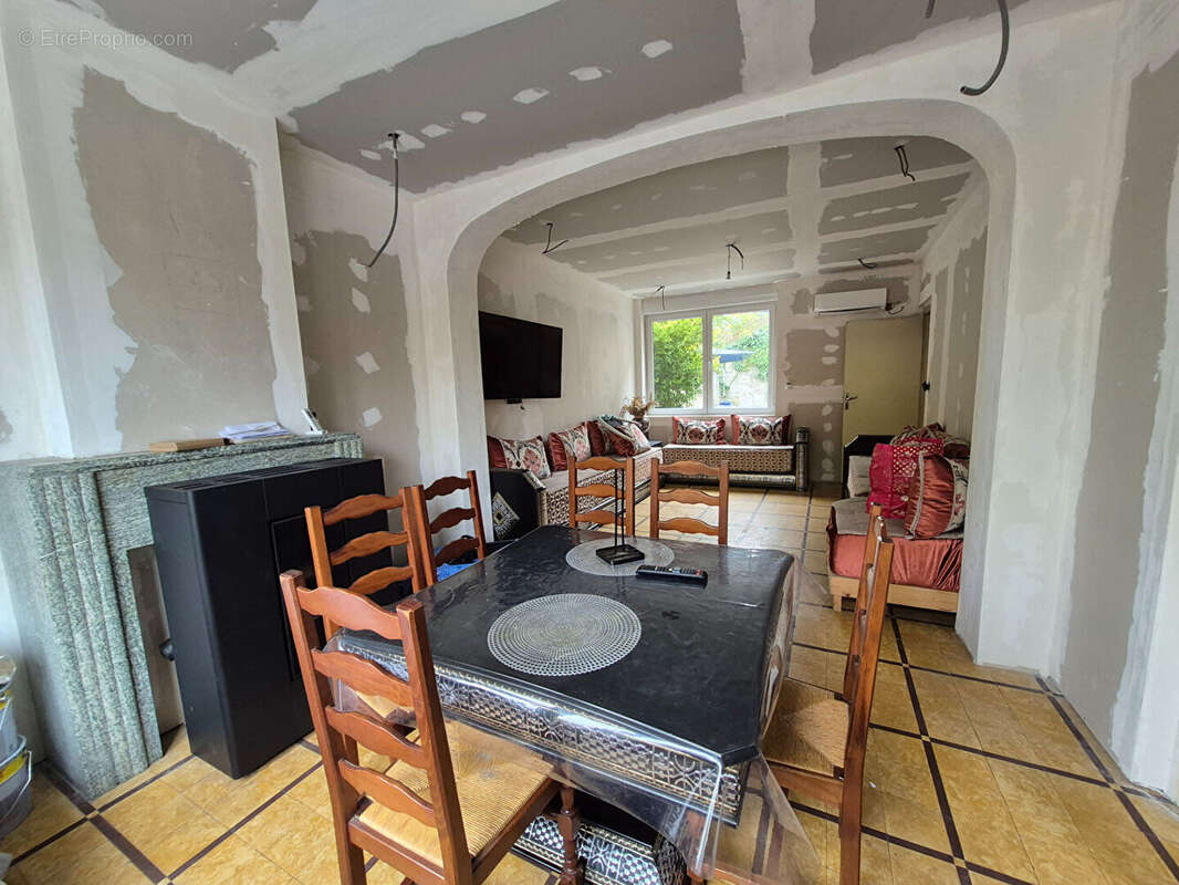 Maison à FRESNES-SUR-ESCAUT