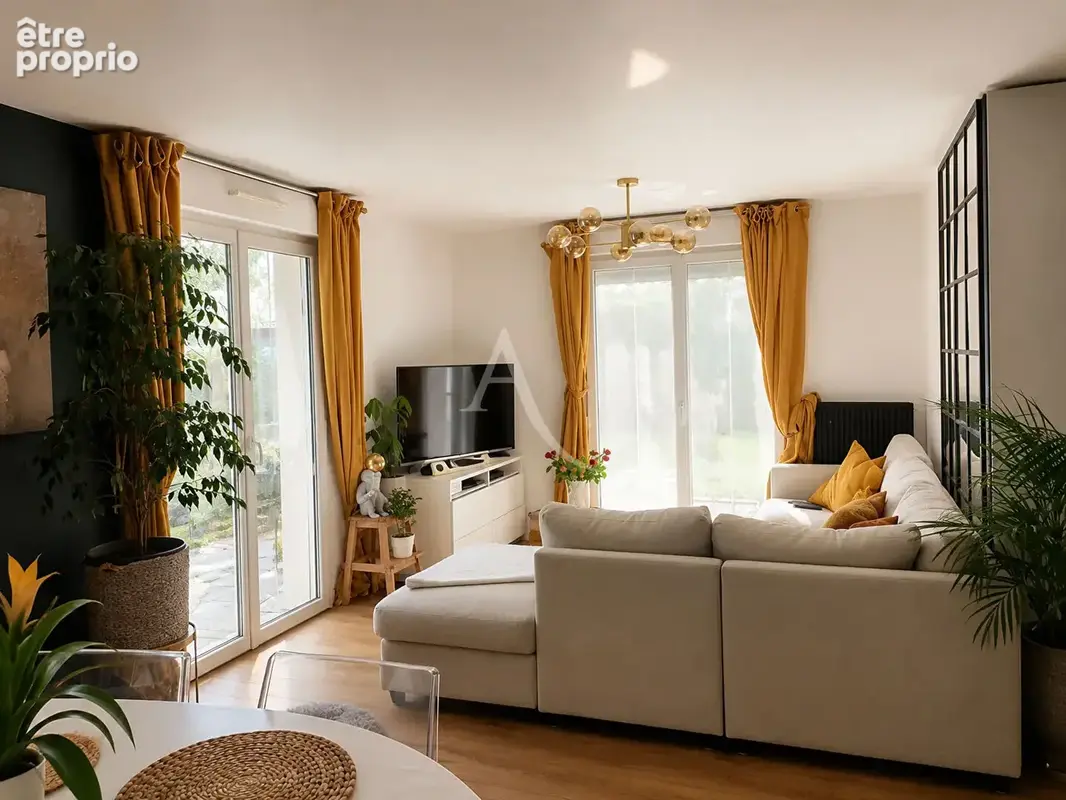 À vendre - maison 3 chambres avec jardin, garage et parking - photo 3
