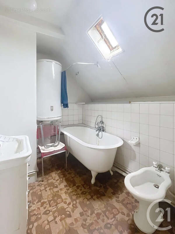 Maison 248 m² à Payns  - photo 7