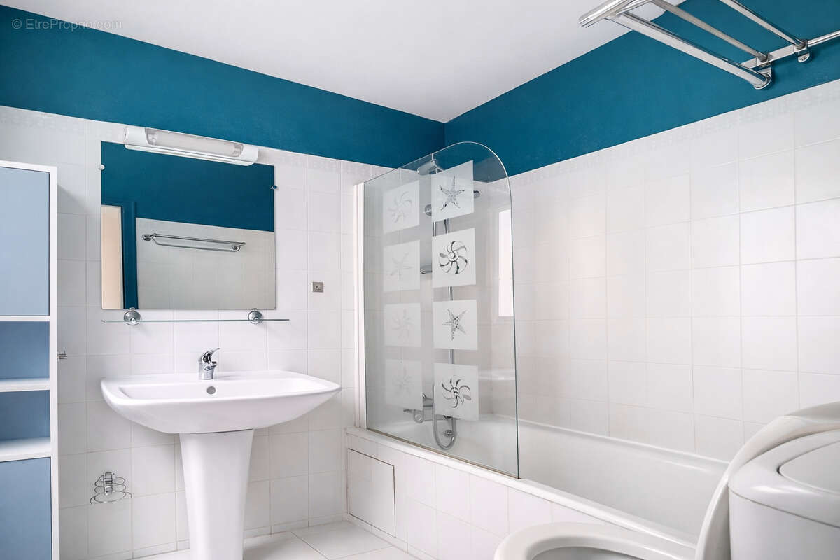 Appartement à PARIS-14E