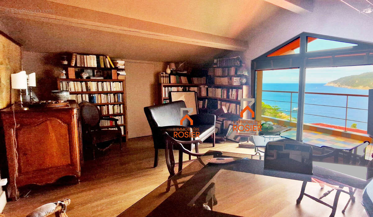 Maison à HYERES