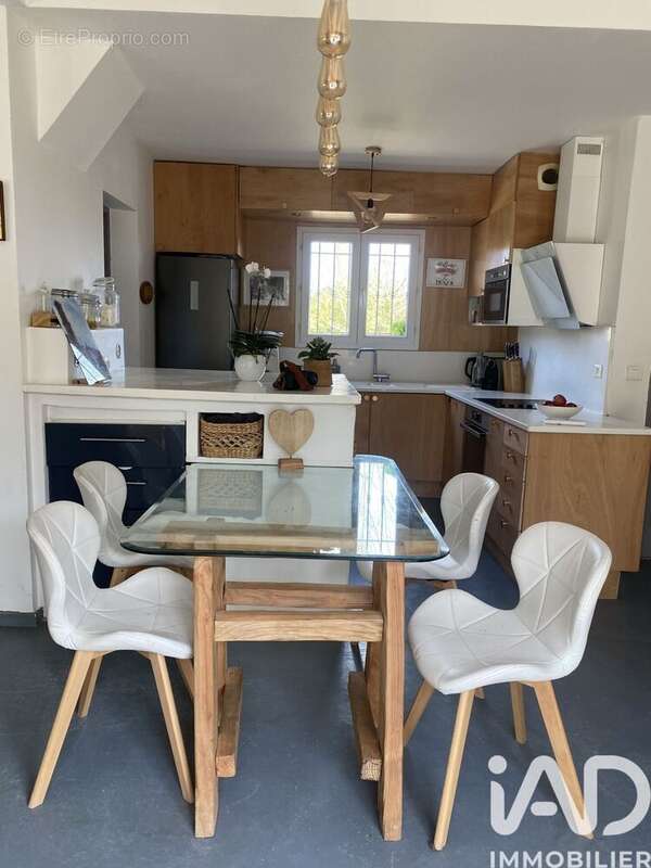 Photo 3 - Maison à LE VAL