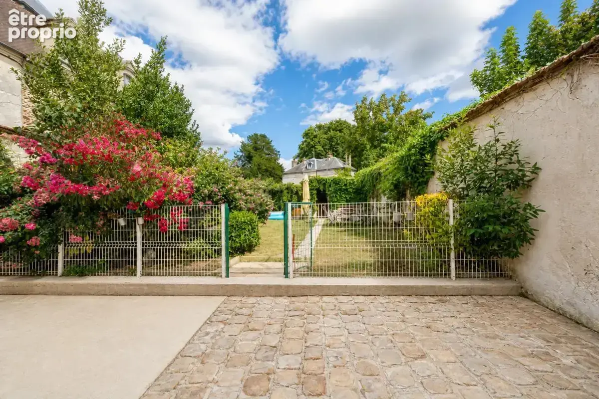 Faremoutiers – Maison familiale de 220 m², 7 chambres et jardin - photo 17