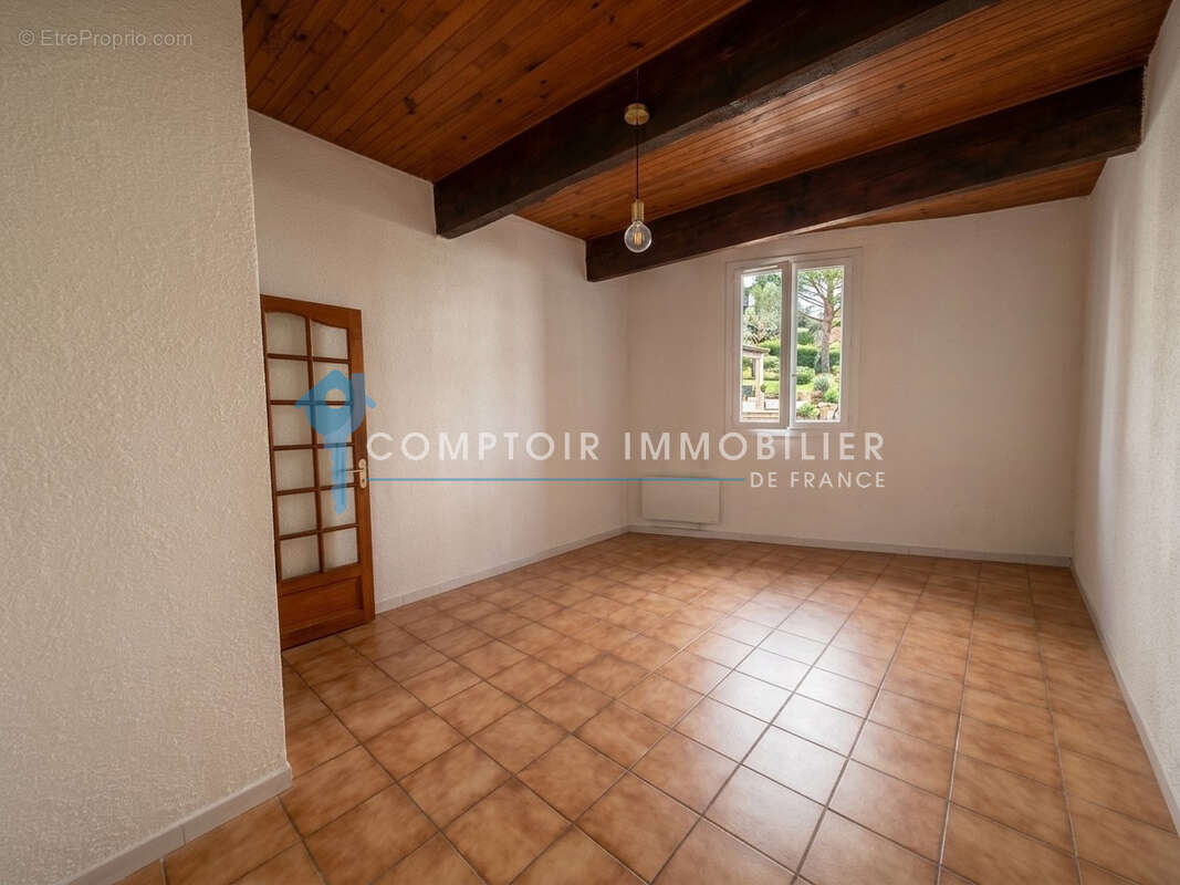Appartement à SAINT-GEORGES-D'ORQUES