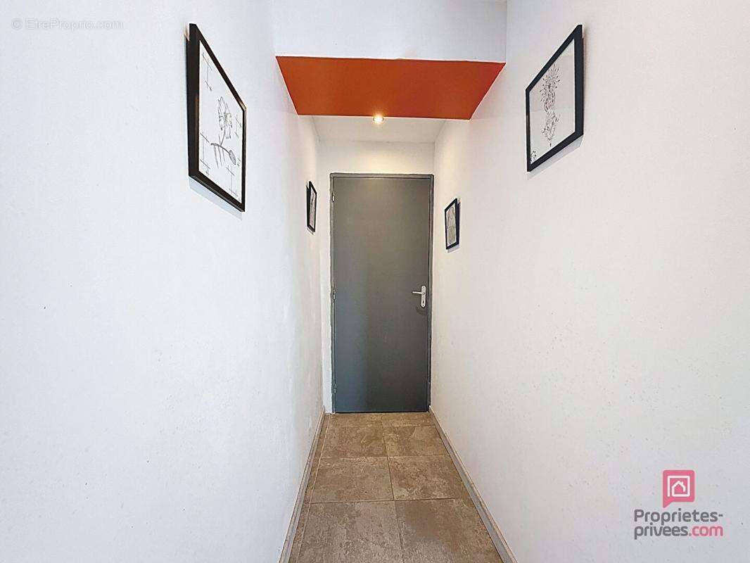 Maison à BONNETABLE
