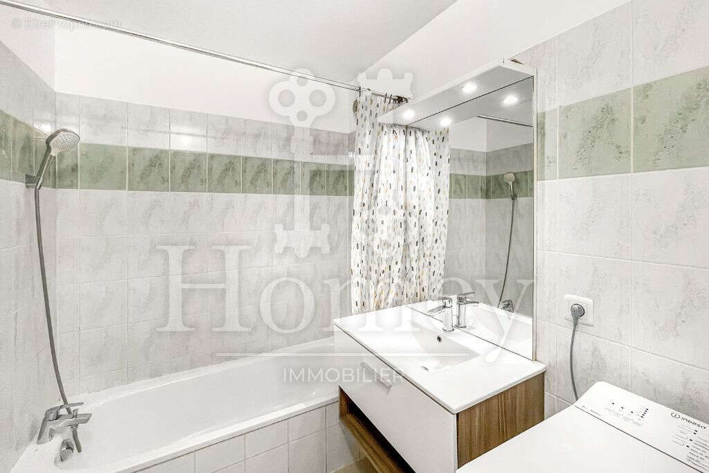 Appartement à VILLE-LA-GRAND