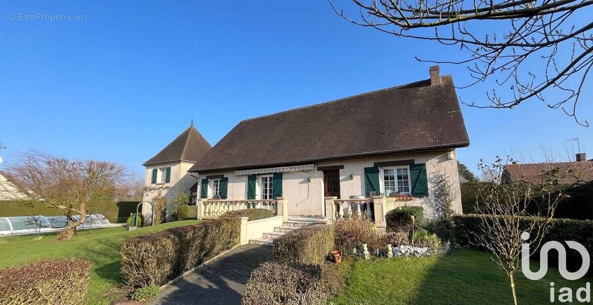 Photo 1 - Maison à SAVIGNIES