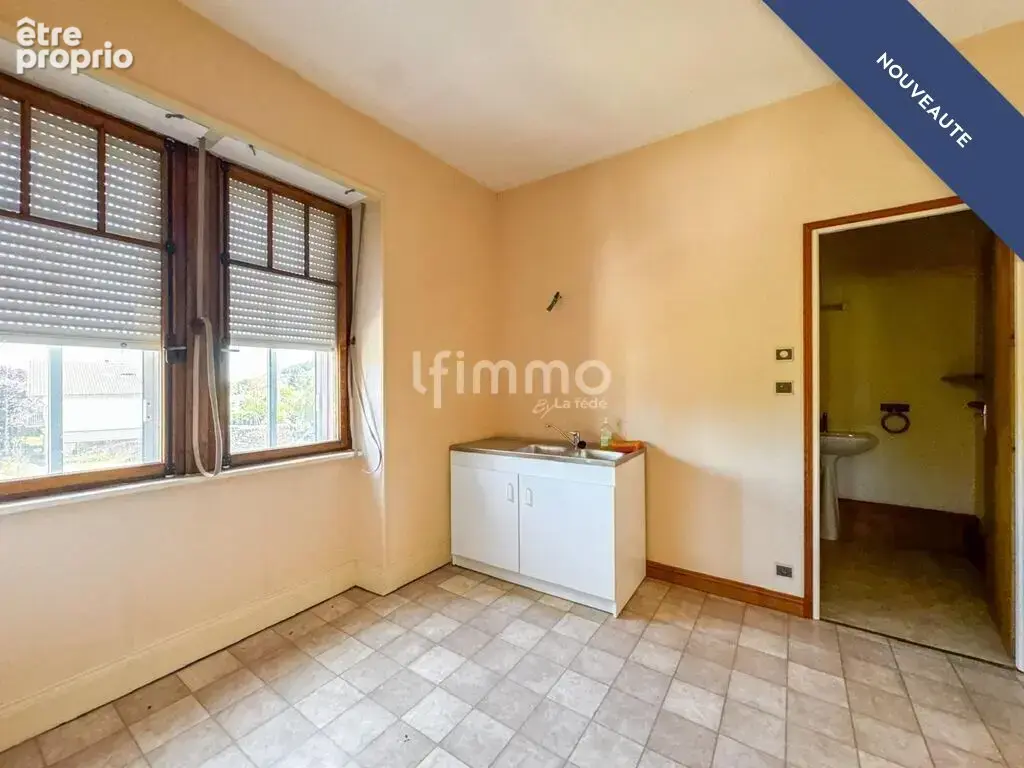 Maison 6 pièces sur 23 ares - photo 4