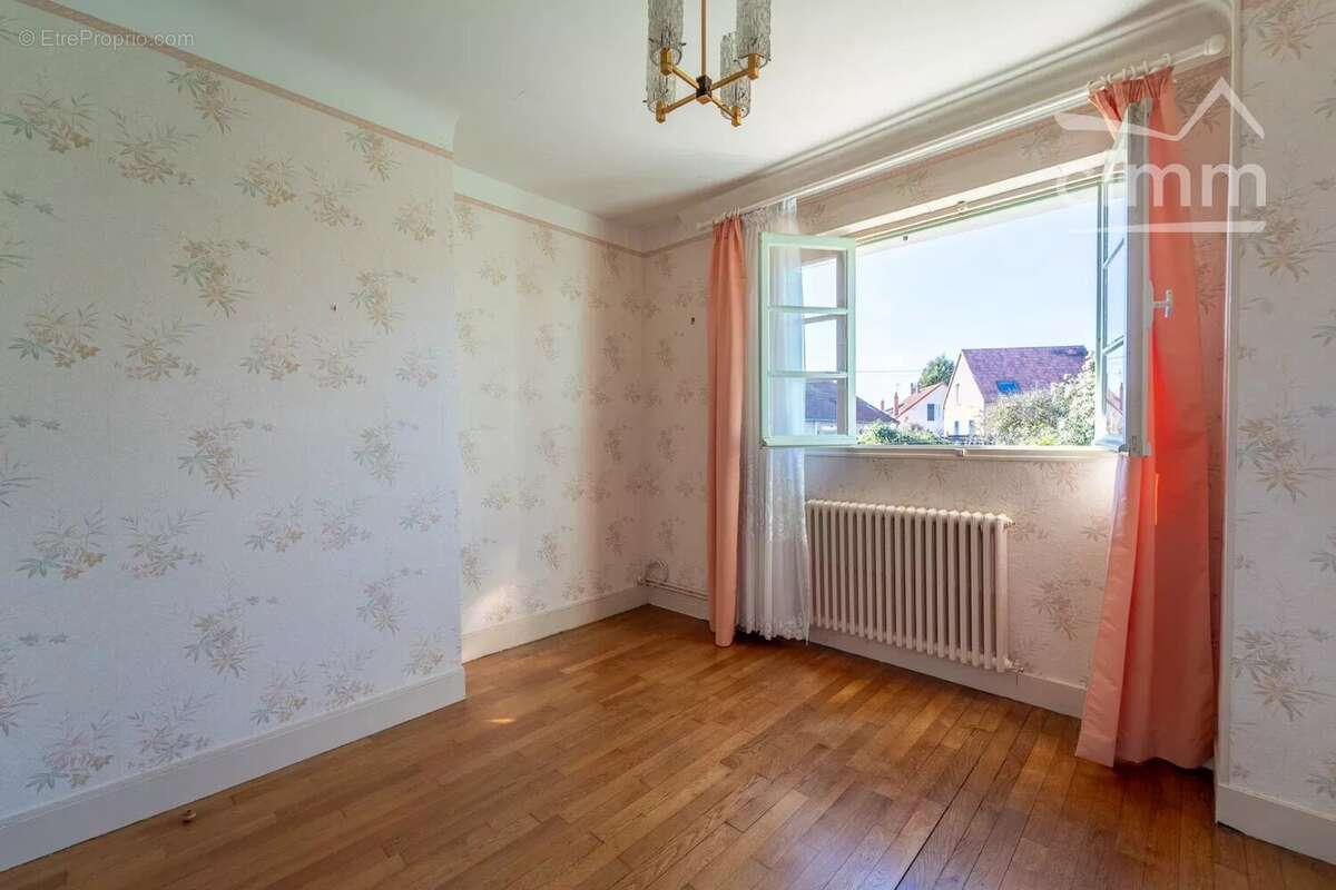 Maison à IMPHY