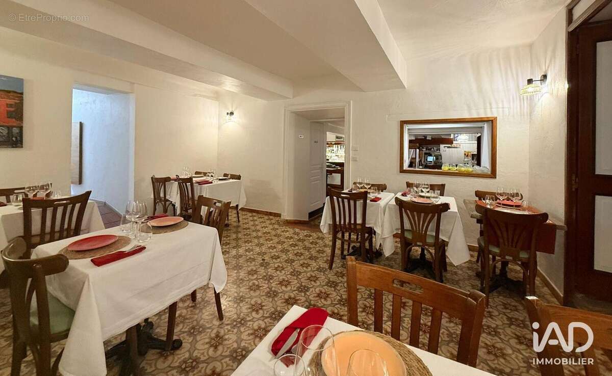 Photo 6 - Commerce à LA GARDE-FREINET