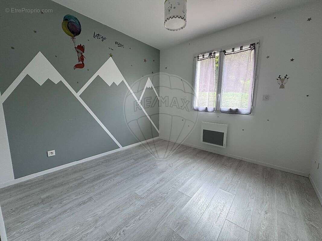 Maison à MONTIGNY-AUX-AMOGNES