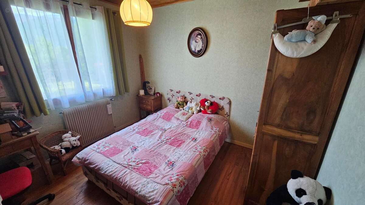Grande maison familiale avec studio, piscine et dépendances – Moirans - photo 5
