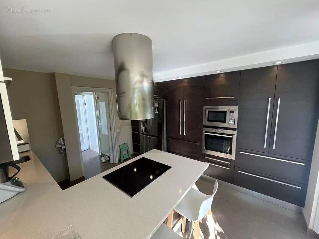 Maison à VILLENEUVE-LOUBET