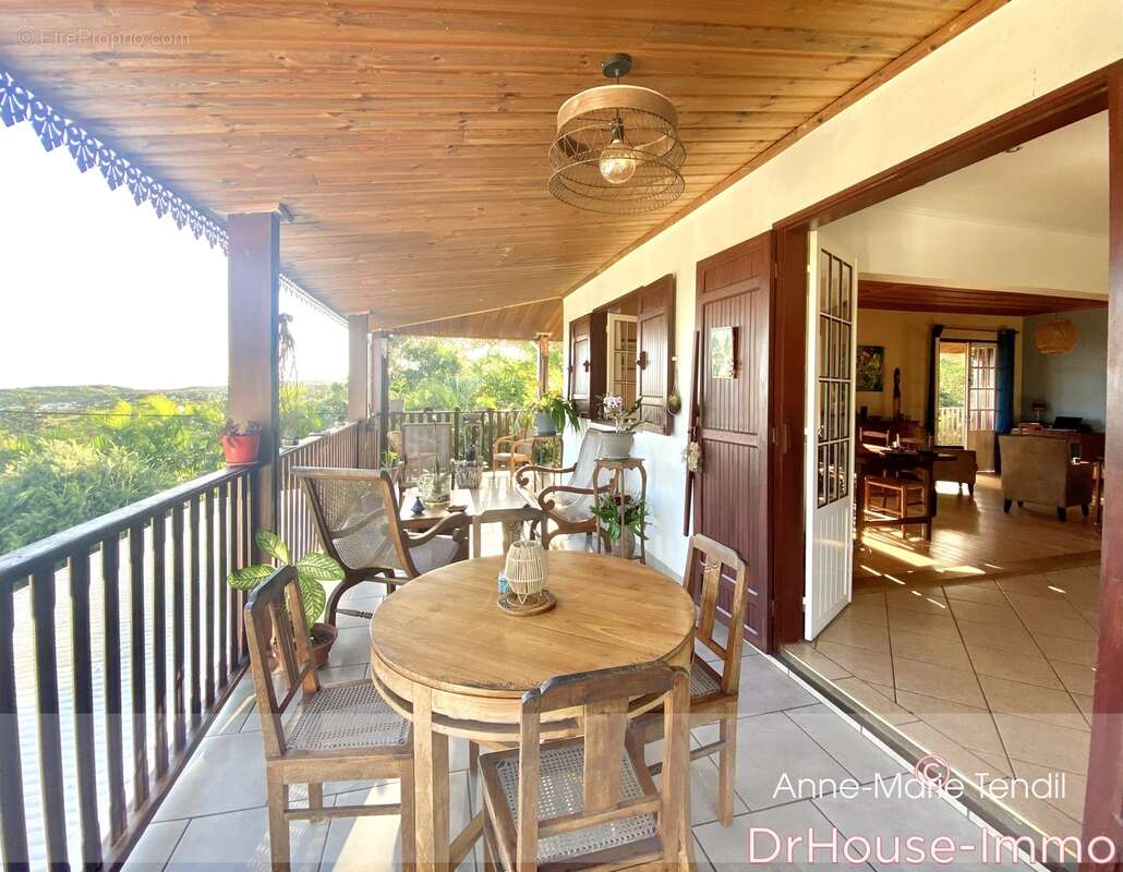 Maison à L&#039;ETANG-SALE